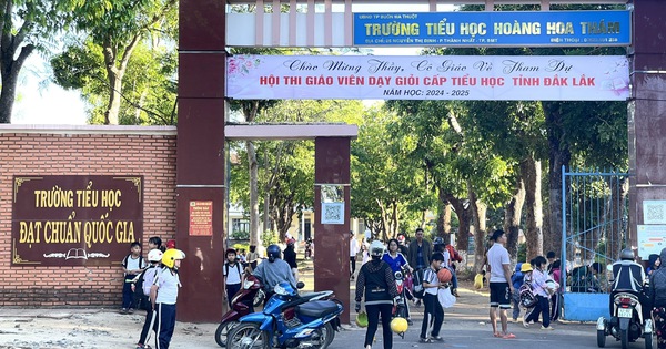 Cấm dạy thêm, trường tiểu học mở ‘câu lạc bộ’ các môn học có thu tiền?