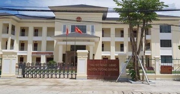 Vụ UBND huyện bị đòi nợ tiền ‘cơm tiếp khách’: Đang tìm nguồn để thanh toán